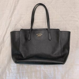 Gucci large swing tote